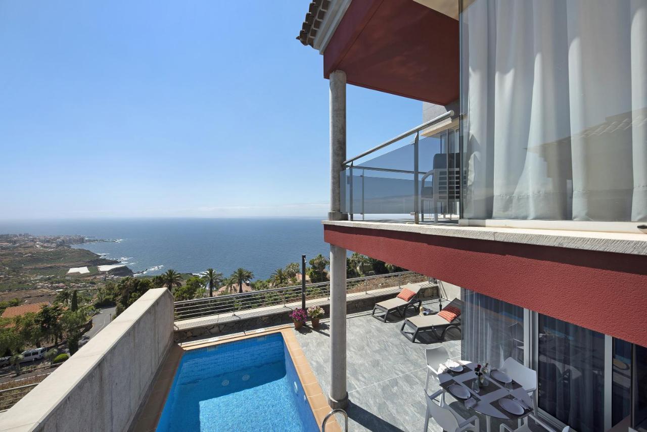 View Grand Villa *